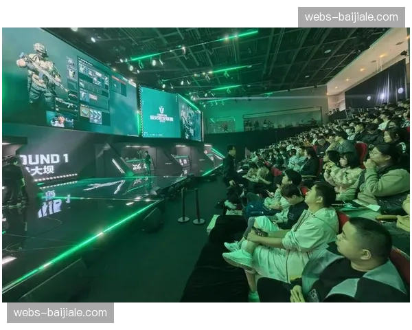 现场观赛与虚拟赛事联动 场馆交互系统开启双重参与模式